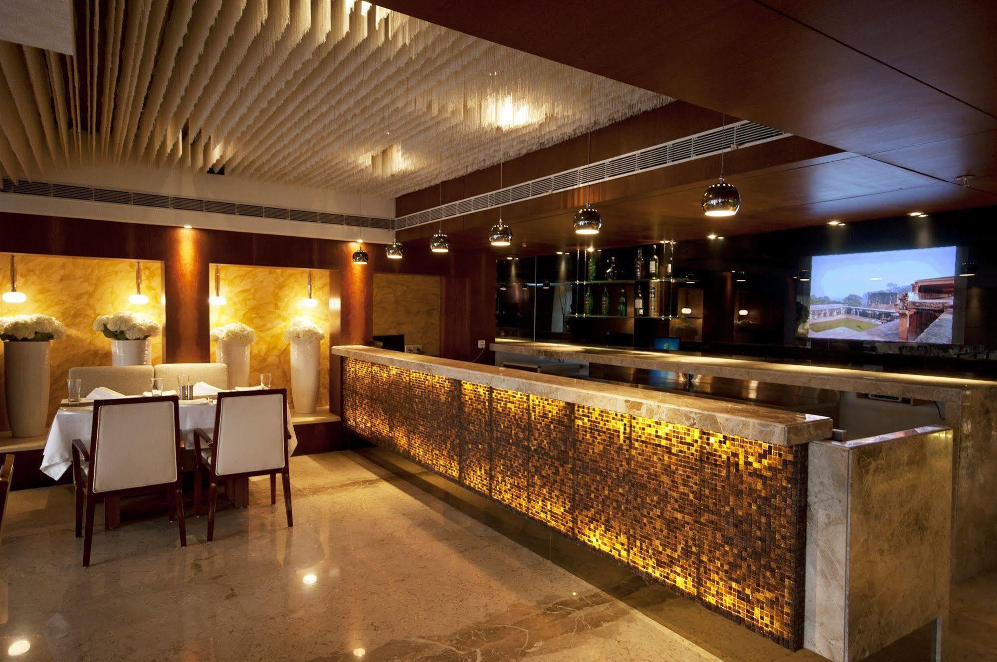 Celesta - Kolkata Hotel Екстериор снимка
