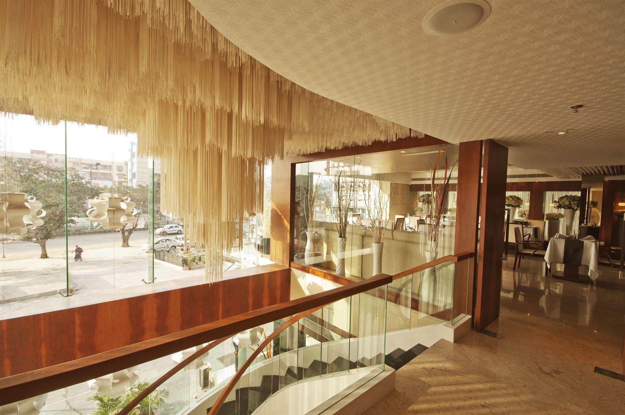 Celesta - Kolkata Hotel Екстериор снимка