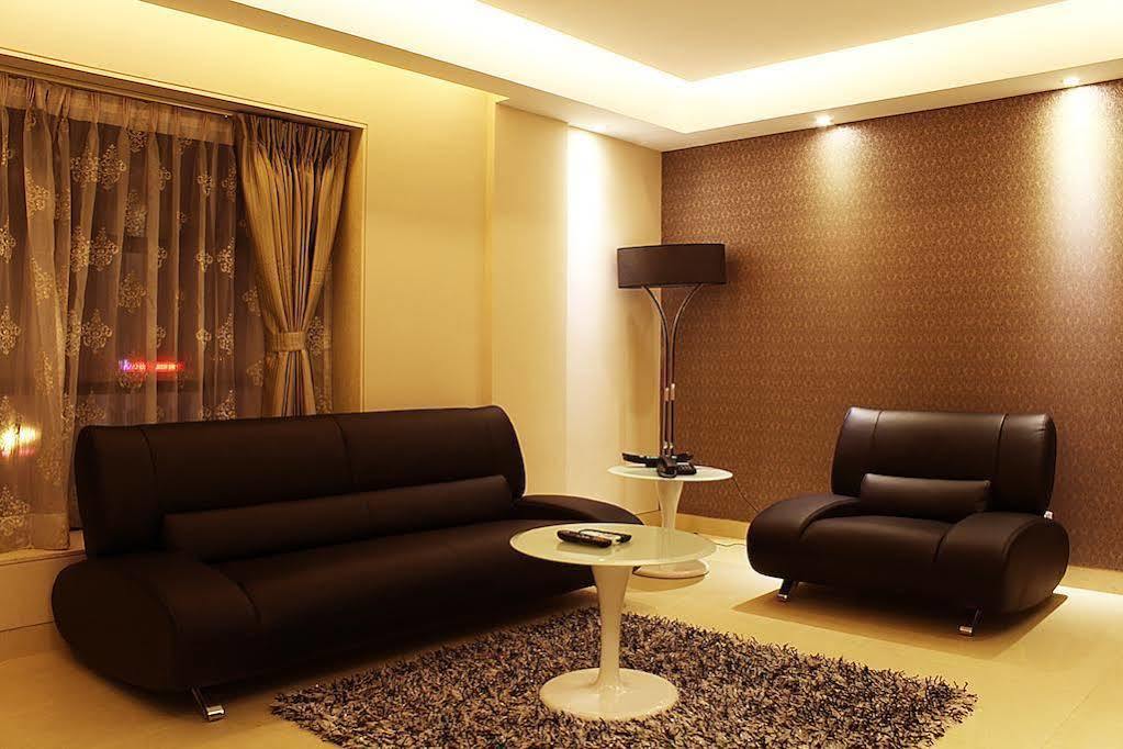 Celesta - Kolkata Hotel Екстериор снимка